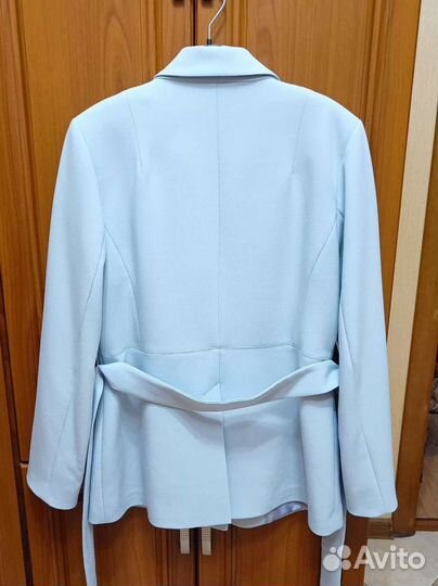 Дизайнерский костюм nomi