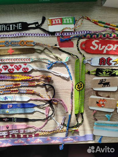 Фенечка браслет украшение ручной работы из мулине