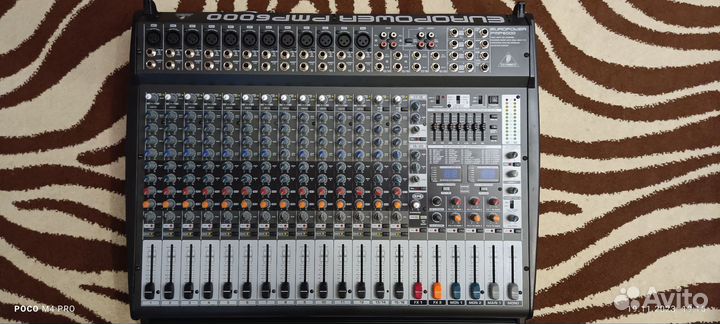 Активный микшерный пульт Behringer PMP 6000