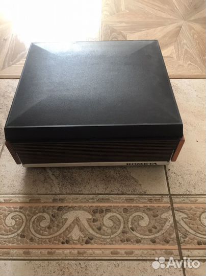 Магнитофон Комета