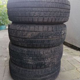 Bridgestone Blizzak VRX 205/65 R15