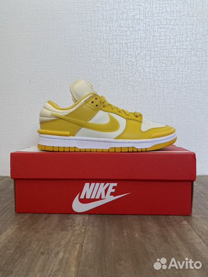 Кроссовки nike dunk low