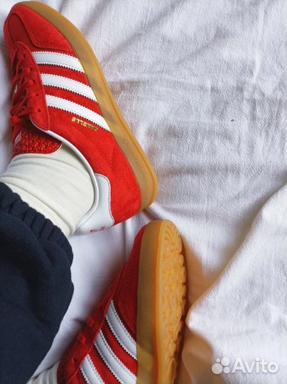 Кроссовки Adidas gazelle indoor red scarlet