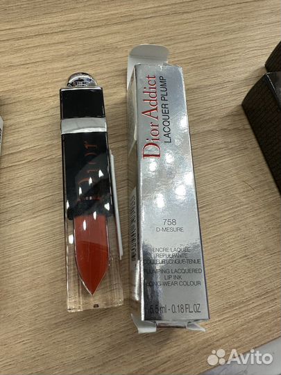 Помада dior addict