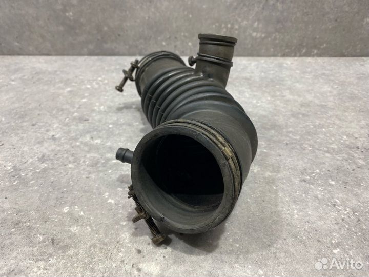 Патрубок воздушного фильтра Hyundai Accent 2 (LC)