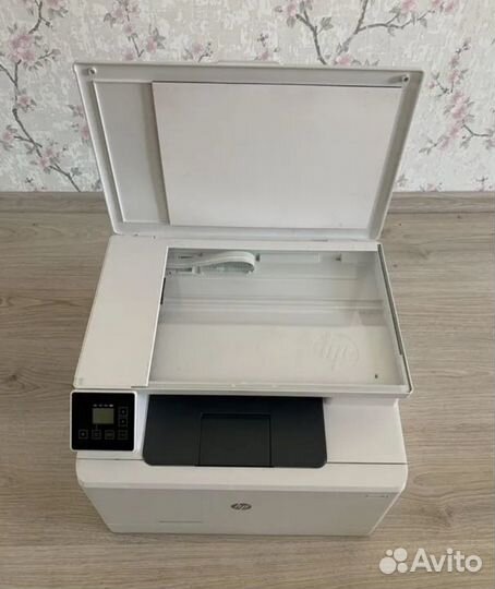 Мфу лазерный цветной HP Laser Jet MFP M180n
