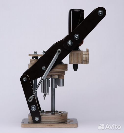 Настольный пресс для релоада