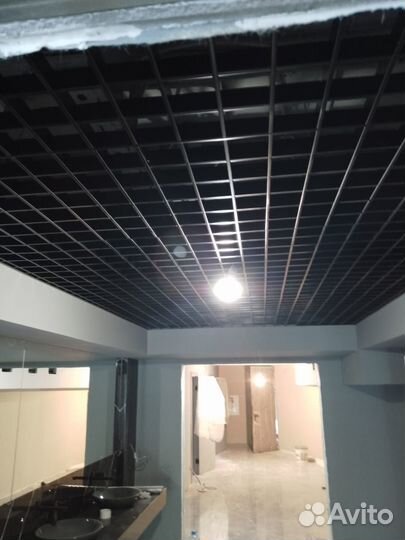 Подвесной потолок грильято 75х75 черный