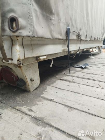 Кузов бортовой тентованный