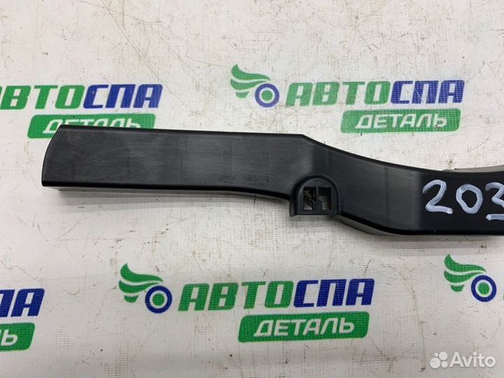 Кожух замка капота Peugeot 308 хетчбек бензин 1.6