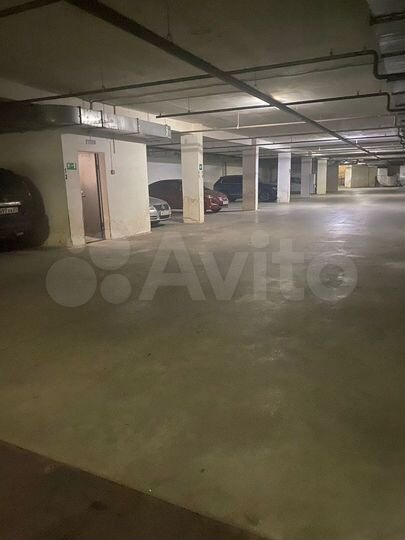 Машиноместо, 14 м²