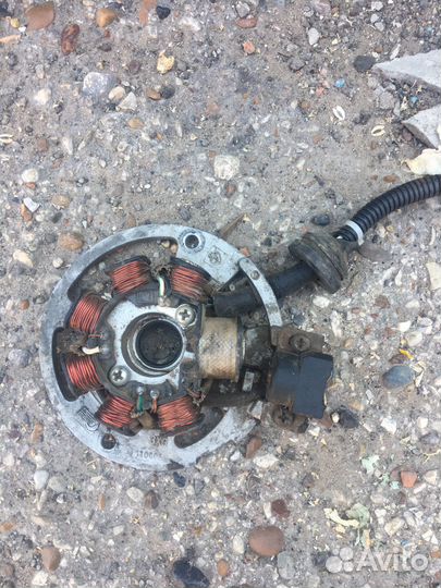 Продаю запчасти 2т скутер