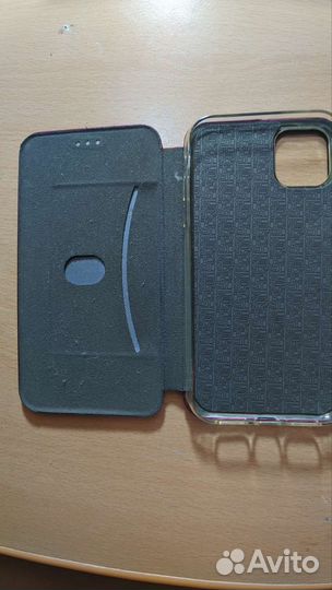 Чехол на iPhone 11