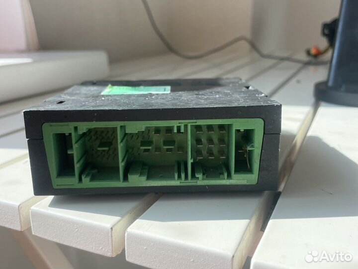 Блок питания BMW E65 блок предохранителей