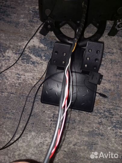 Игровой руль с педалями и коробкой передач