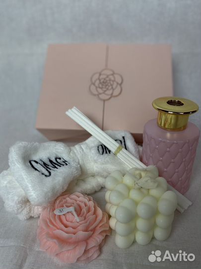 Подарочный набор для женщин на 8 марта