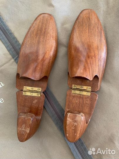 Колодки деревянные для обуви John Lobb