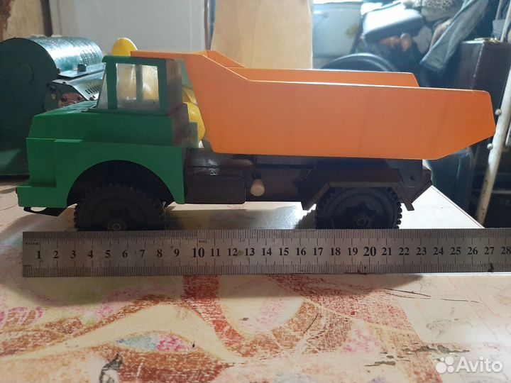 Машинка самосвал