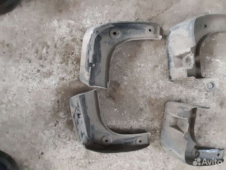 Брызговики Hyundai Solaris 2013