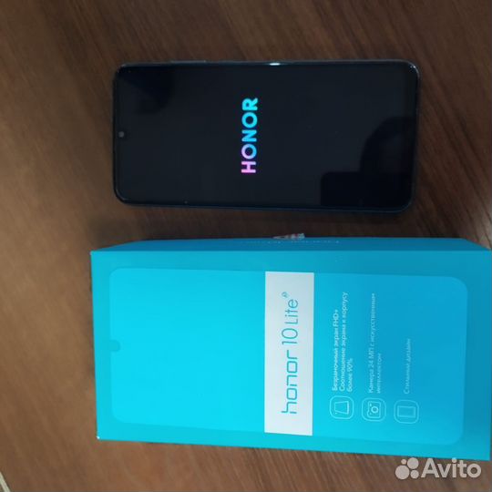 HONOR 10 Lite, 3/64 ГБ