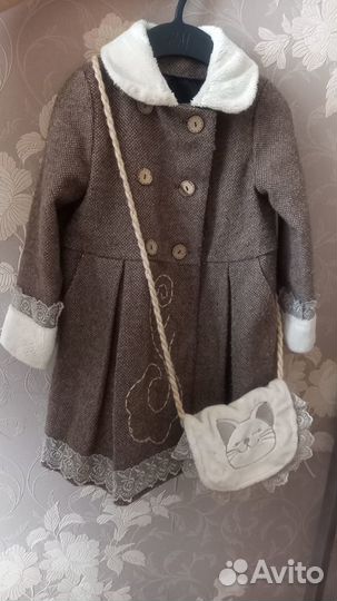 Пальто для девочки 110
