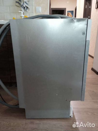 Посудомоечная машина Hotpoint Ariston 45 см