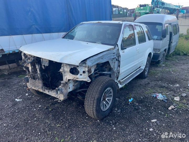 Продаем по запчастям Nissan Terrano Regulus