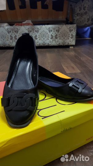 Школьная обувь для девочки 36 размер.Шикарные