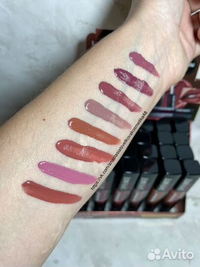 Помада / блеск для губ, Матовые, Суперустойчивые