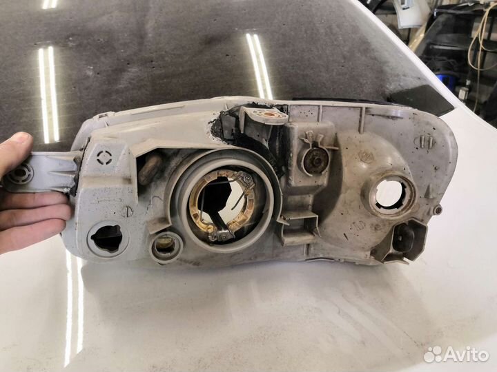 Оригинальная фара на хендай акцент