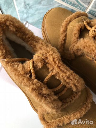 Полуботинки зимние на меху новые