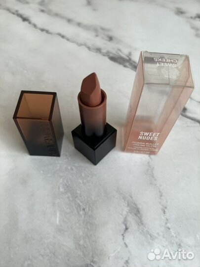 Huda beauty power bullet cream glow sweet cheeks