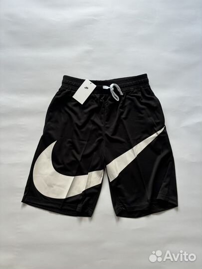 Спортивные шорты Nike Big Swoosh