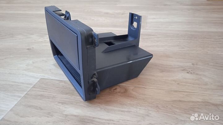 Заглушка магнитолы vw polo