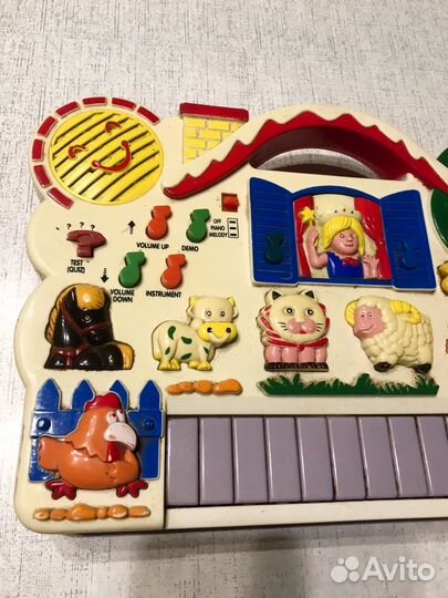 Музыкальная игрушка пианино