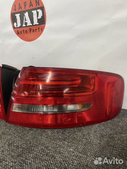 Фонарь левый правый Audi A4 B8