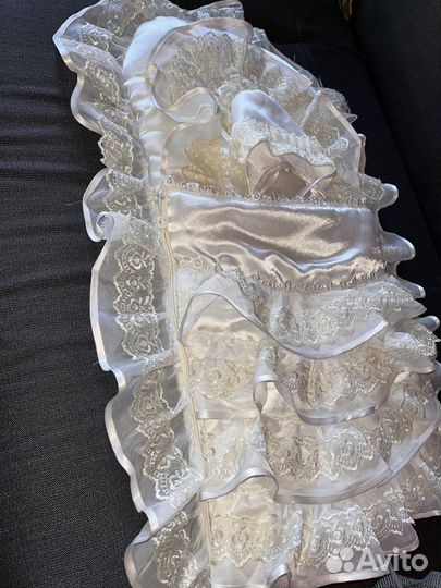 Продам весенне-летний конверт на выписку + чепчик