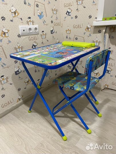 Детский стол и стул