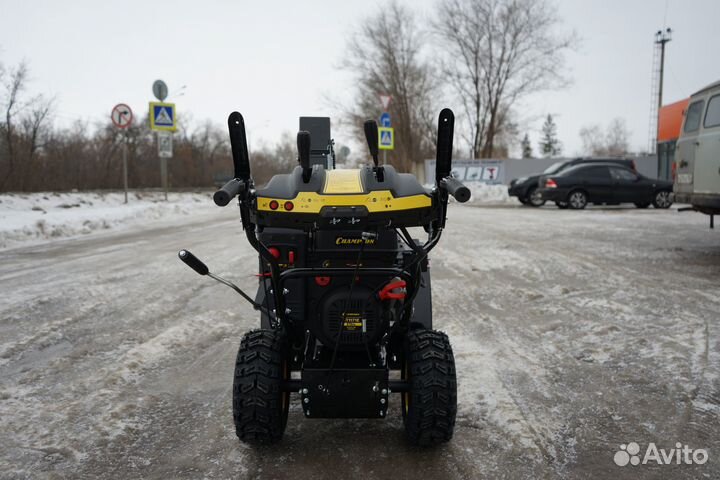 Снегоуборщик champion ST1171E