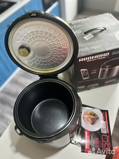 Мильтиварка redmond rmc m225S