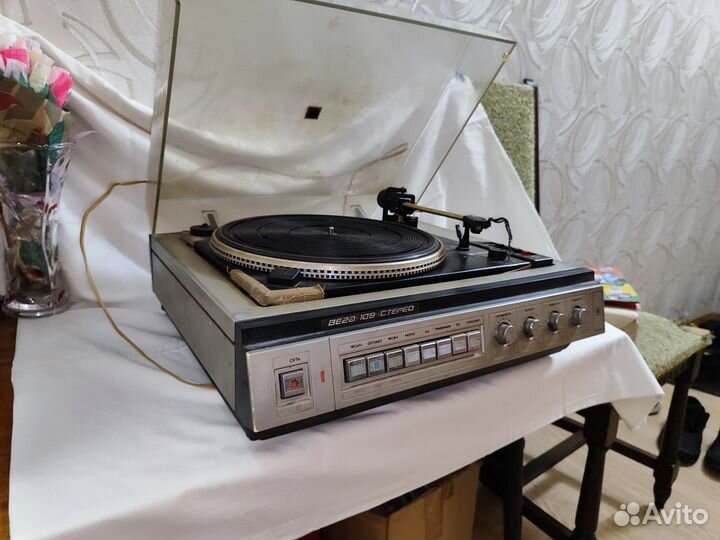 Проигрыватель винила вега 109