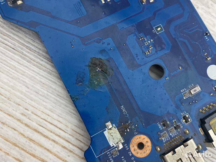 Материнская плата на запчасти ZS051 LA-A996P