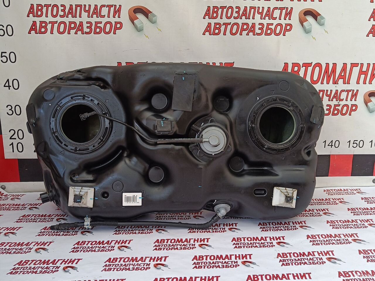 Бензобак бак топливный Тойота Рав 4 50