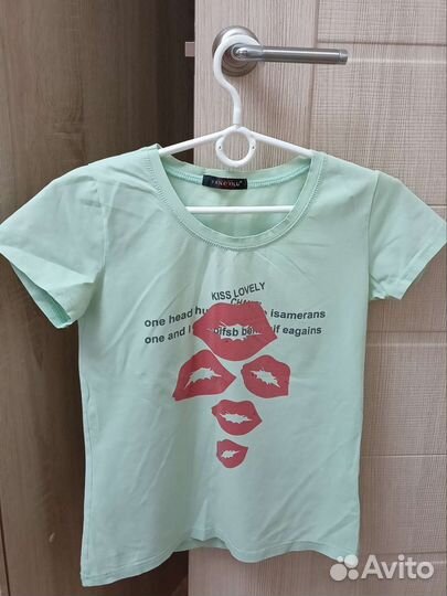 Футболка женская