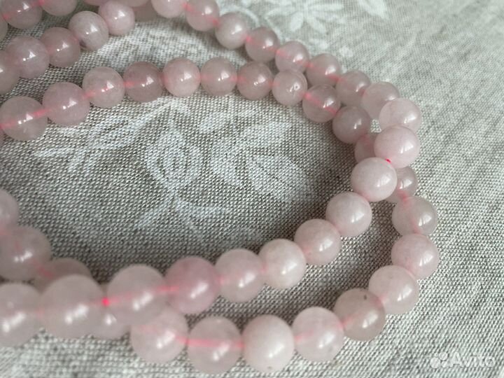 Розовый кварц камень