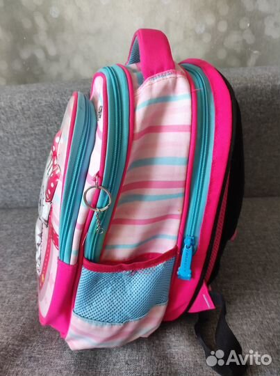 Продаётся школьный рюкзак. Для первоклассников