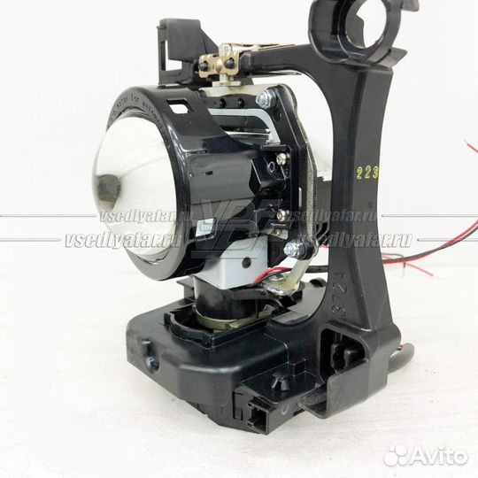 Переходные рамки для замены линз на Lexus LX570 20