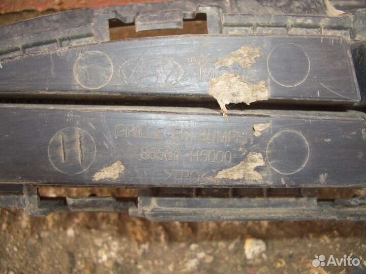 Решётка переднего бампера Хёндэ Солярис с17