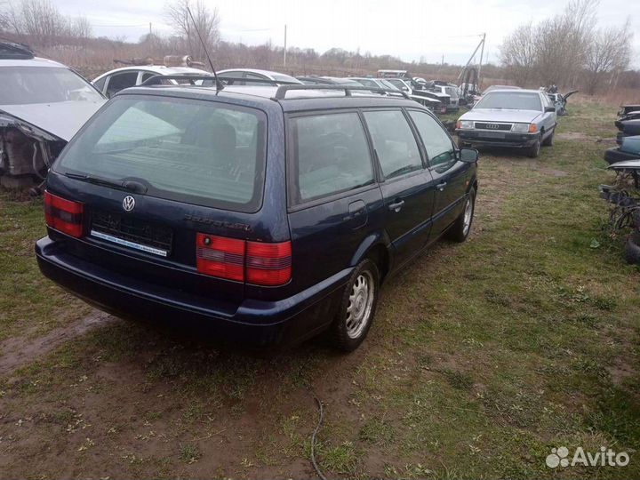 Фольксваген пассат б4 1.6 AFT, 1.8 RP, 1.8 ABS