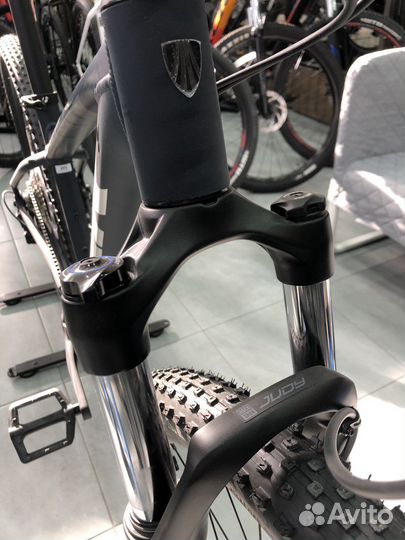 Горный велосипед Trek Marlin 7 2022